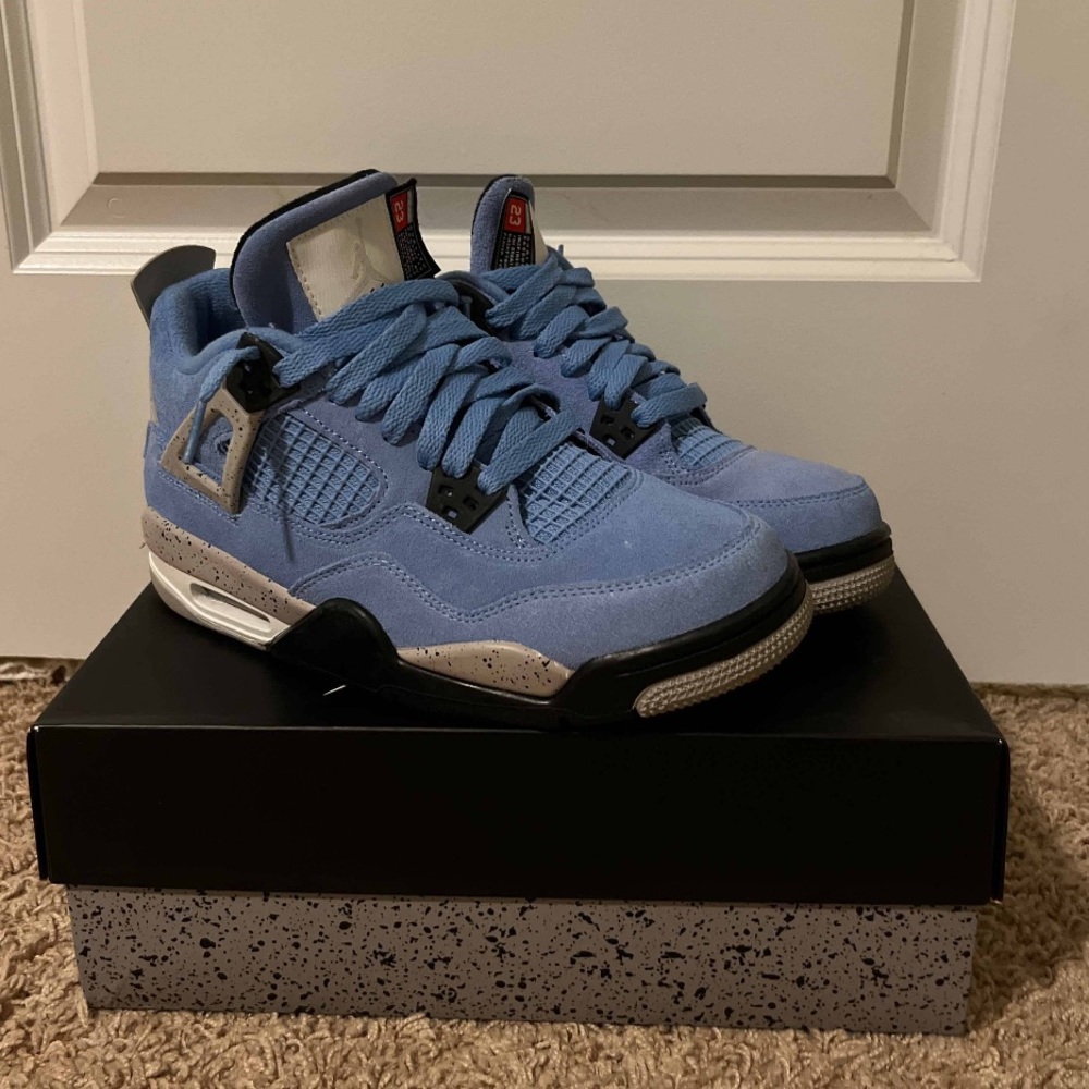 Jordan 4 University Blue GS